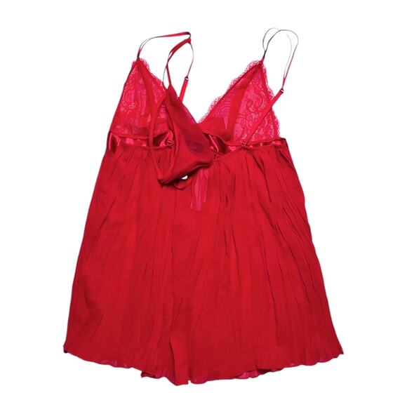 Victoria's Secret Pleated Babydoll Set Lipstick Red Size Large - Picture 2 of 3